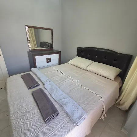 Detached Summer House With Peaceful View Kusadası